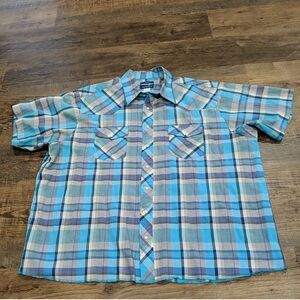Men’s Wrangler Turquoise and Gray Western  Plaid Short Sleeved Shirt